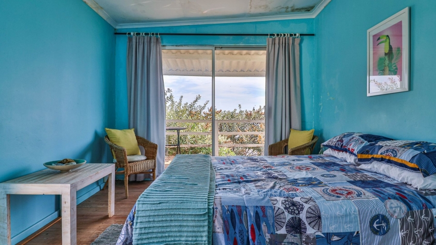 4 Bedroom Property for Sale in Perlemoenbaai Western Cape